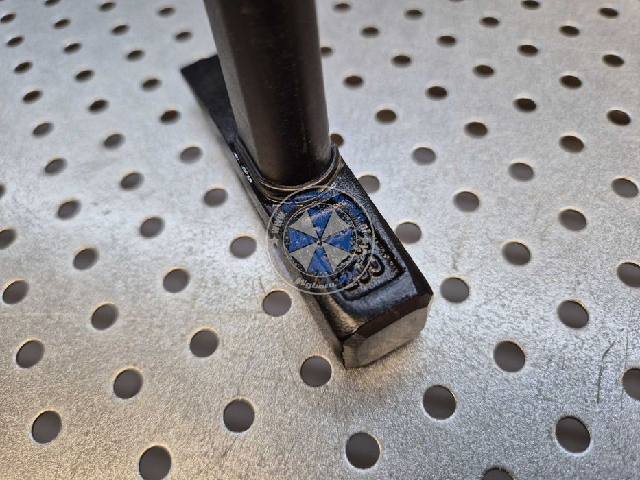 Młotek 0,2kg Młotek ślusarski FIBERGLASS 200g młotek 200g