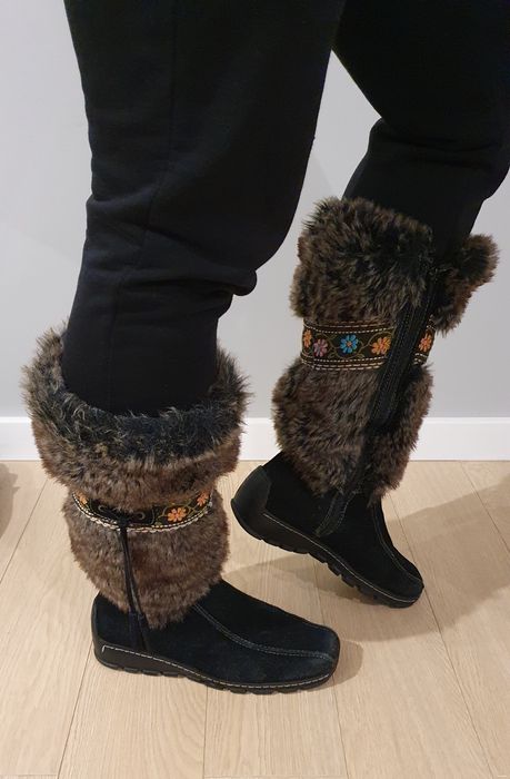 Kozaki na plaskiej podeszwie ocieplane