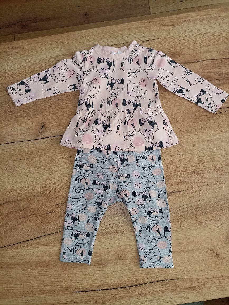 Komplet ubranek rozmiar 68 marki cocodrillo