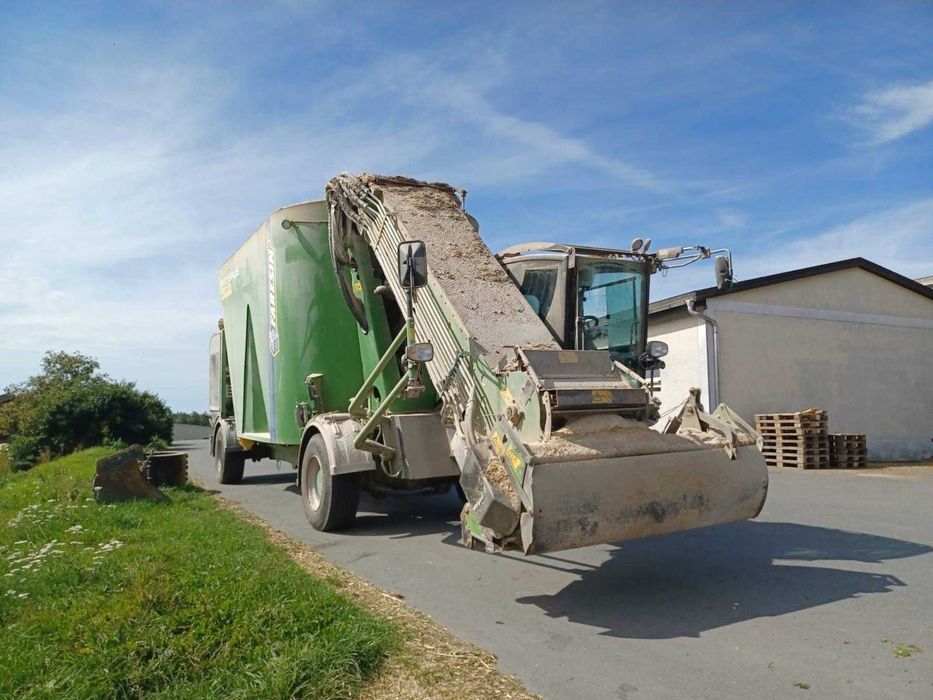 Wóz paszowy Faresin PF 2.33 Plus paszowóz