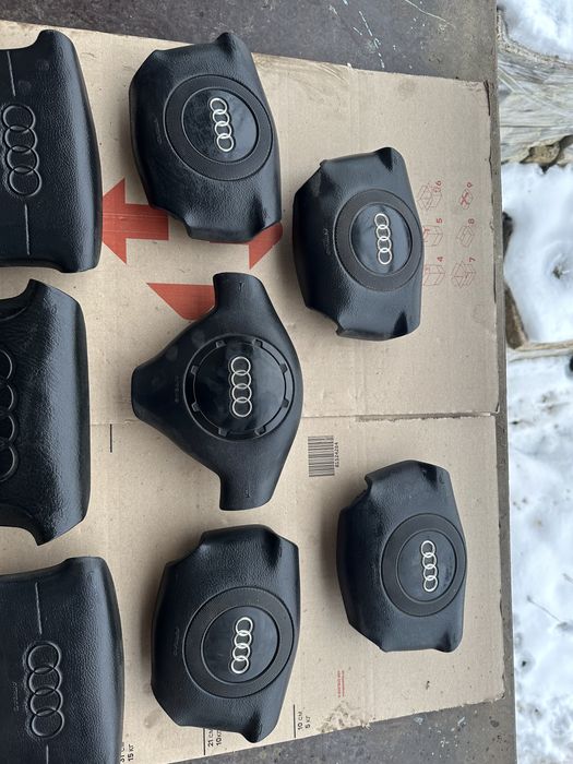 Подушка безпеки AirBag AUDI A3 8l A4 b5 A6 100 c4 c5 A8 d2