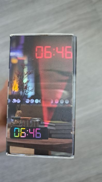 Budzik nowy led z projekcją