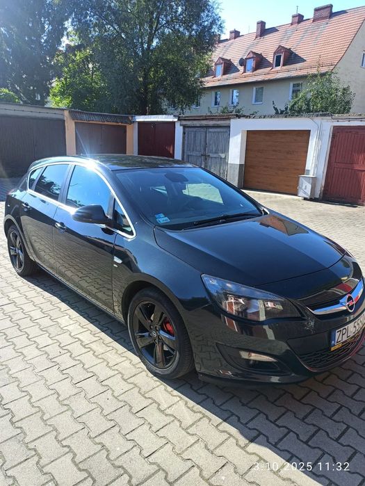Opel Astra Wersja Active Energy