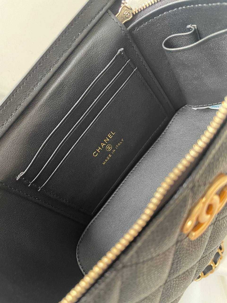 Оригинальная сумочка от Chanel