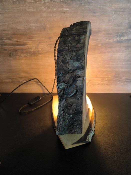 Lampa stołowa loft z naturalnego drewna – handmade (bez żarówki)