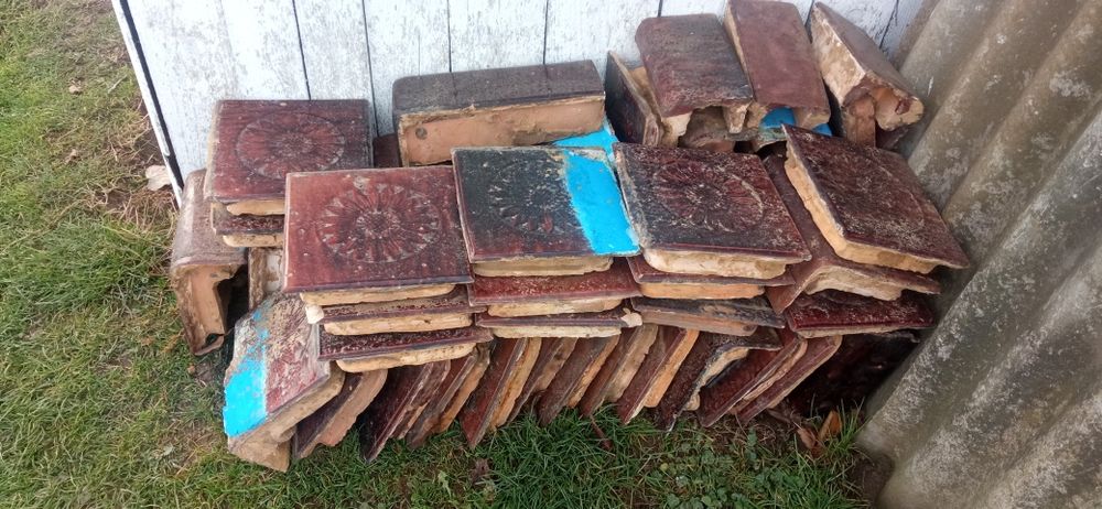 Продам кафель в гарному стані