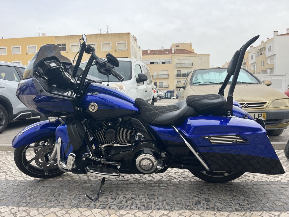 Harley Davidson Road Glide CVO