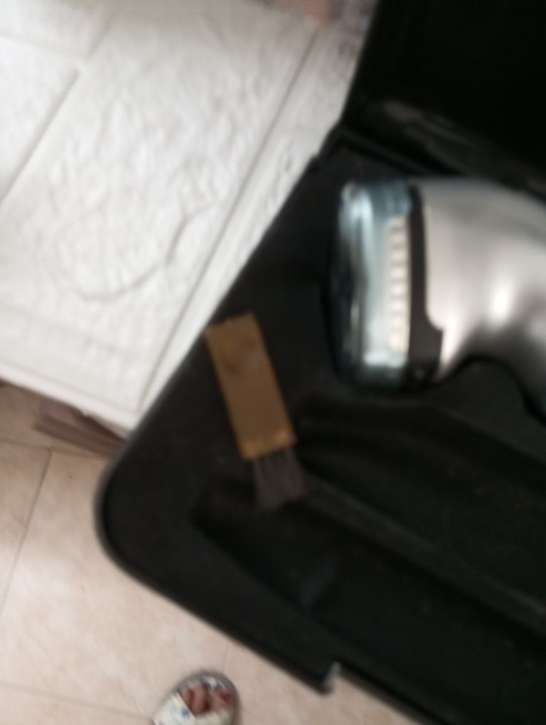 Venda de máquina de barbear