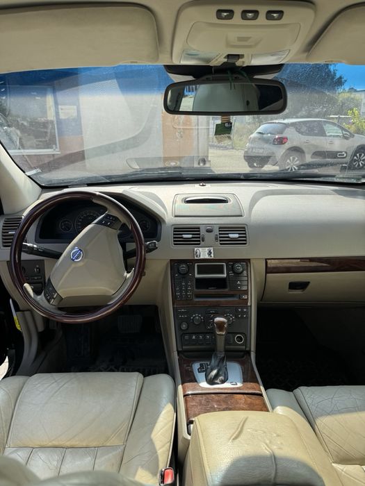 Volvo XC90 4.4 V8 (2005) – LPG 120 l, Hak, Skóry, Klima, Automat