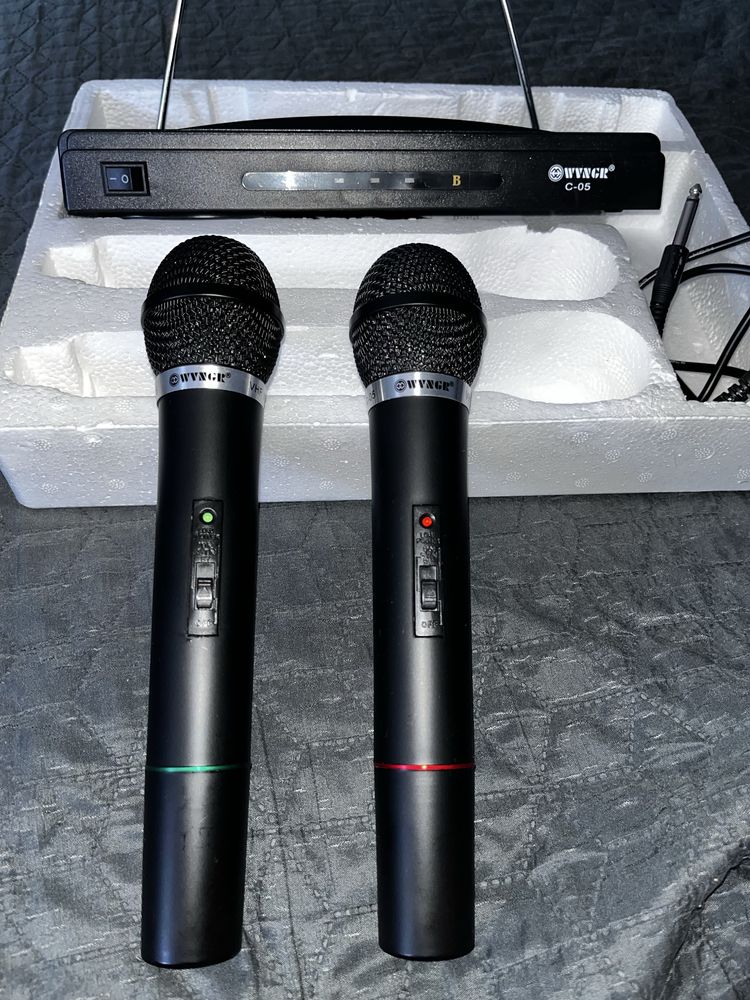 Zestaw mikrofonów bezprzewodowych do karaoke itd