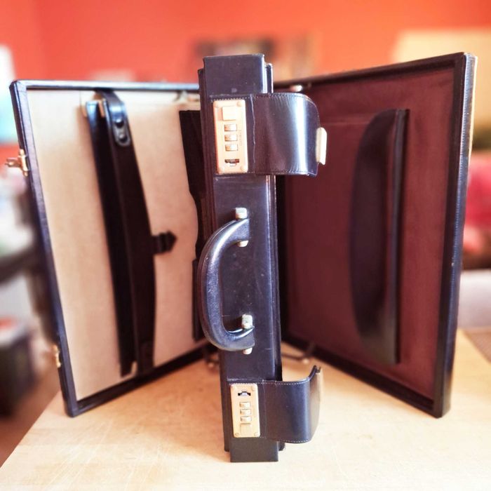 Teczka,walizka skórzana  dwustronna vintage