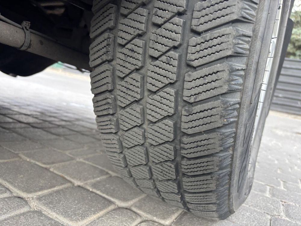 Продам kia sorento 2.5 автомат соренто