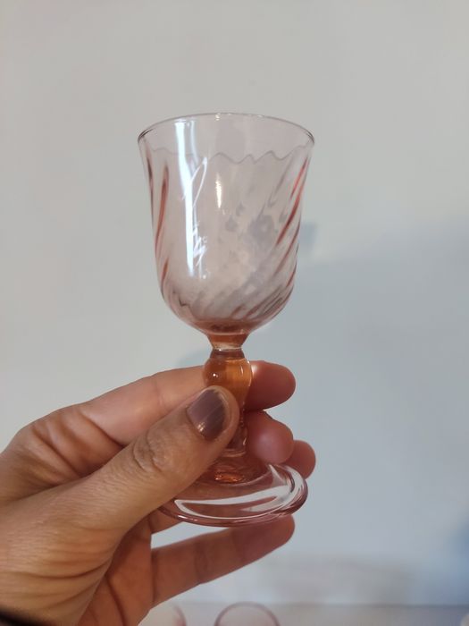 6 copos de pé pequenos, anos 1960, estilo Shabby Chic da Arcoroc made