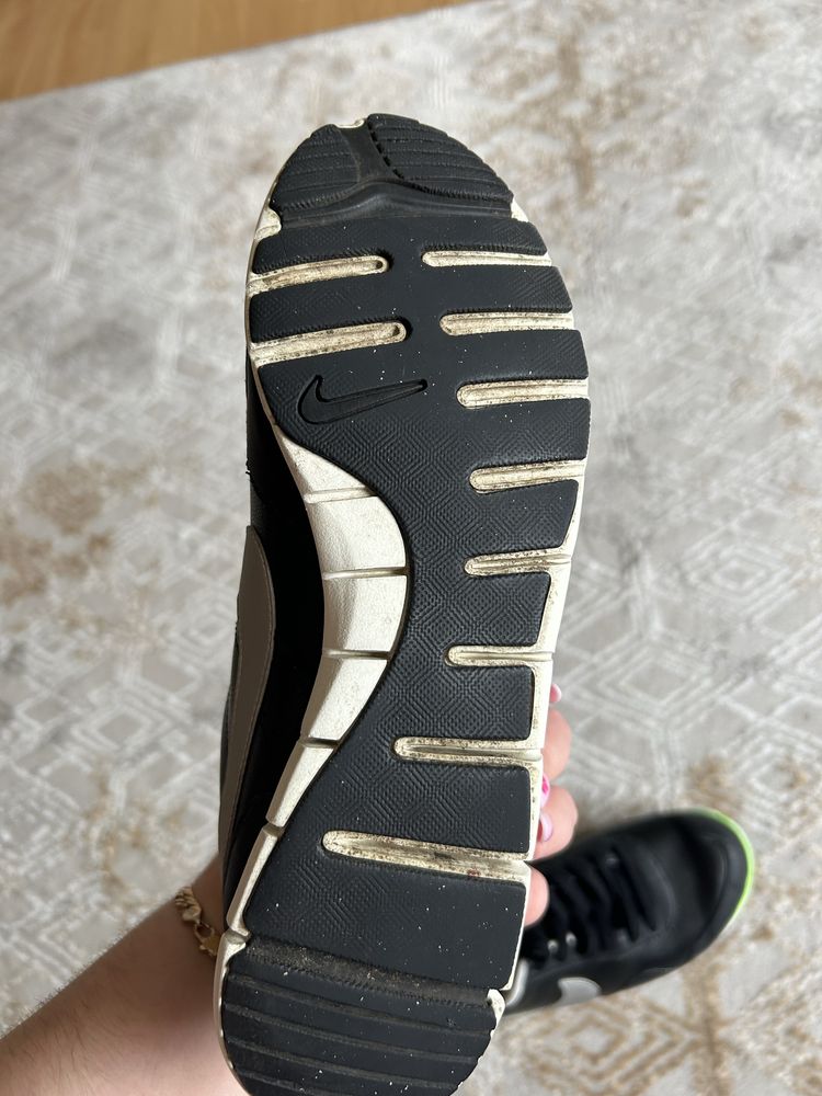 Buty Nike 26,5 cm/41
