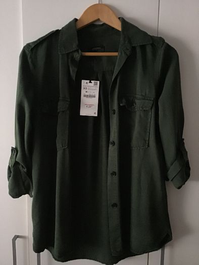 Camisa verde zara com etiqueta