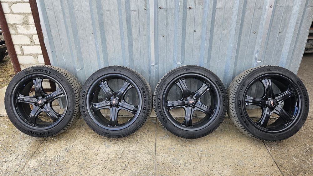 Продам резину Michelin Pilot Alpine 5 (зима) 225/45/r19
