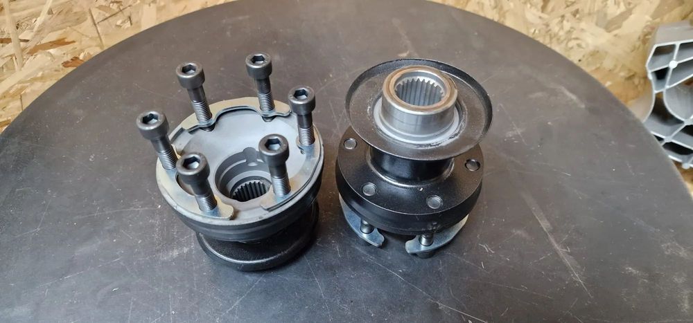 BMW E46 330i FLANSZA DYFRA MOSTU ŁĄCZĄCA DYFER ORAZ WAŁ