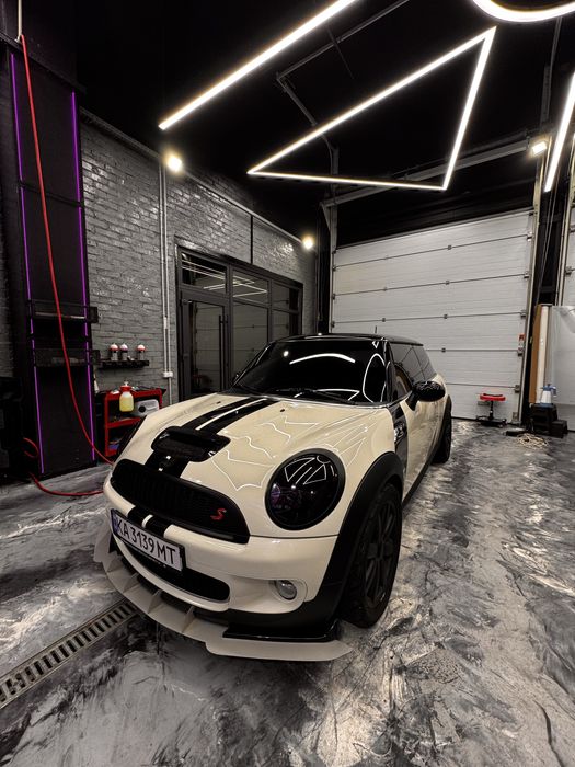 Mini Cooper S    1 Stage