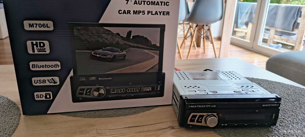Sprzedam radio z ekranem 7 "