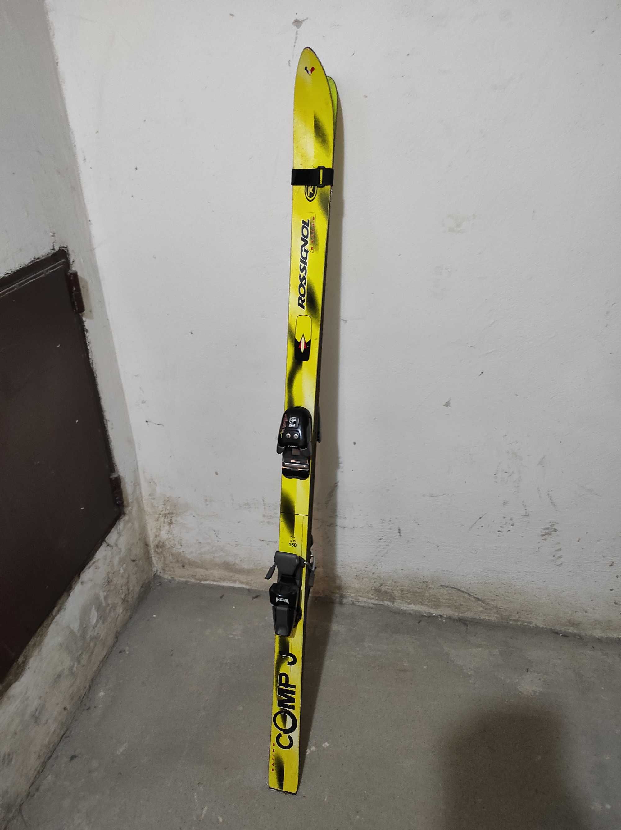 Narty Rossignol racing 160