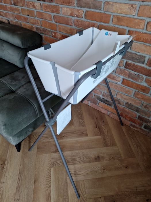 Wanienka składana ze stojakiem Stokke Flexi Bath