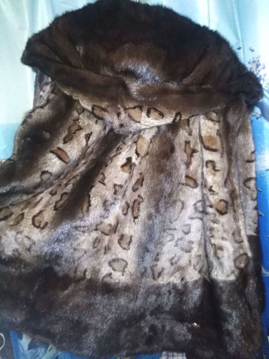 Красивая норковая шуба