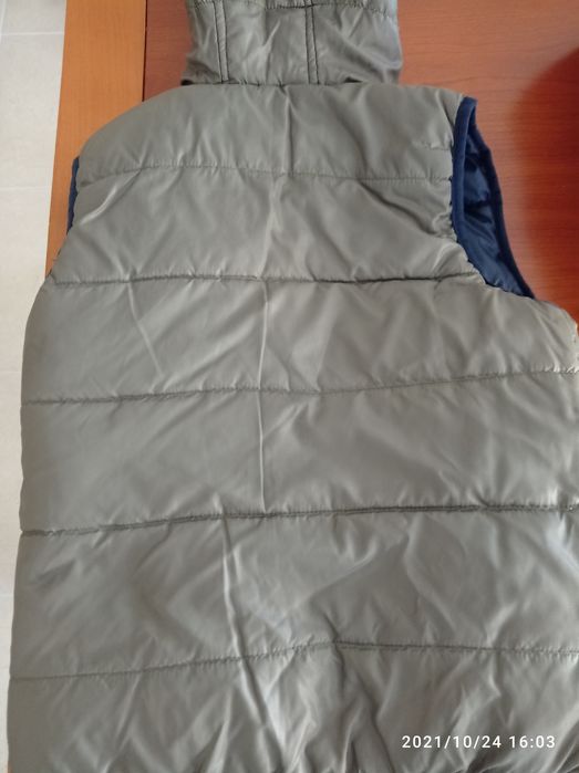 Casaco criança reversível sem mangas