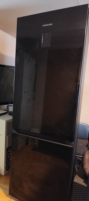 Lodówka Samsung czarna