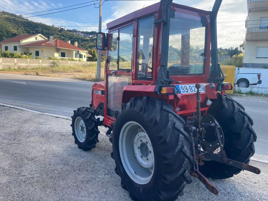 Massey-Ferguson 1260, 40cv, motor turbo, cabinado, óptimo estado.