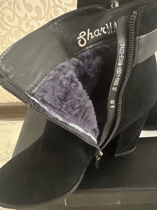 Продам зимові ботинки  Sharman