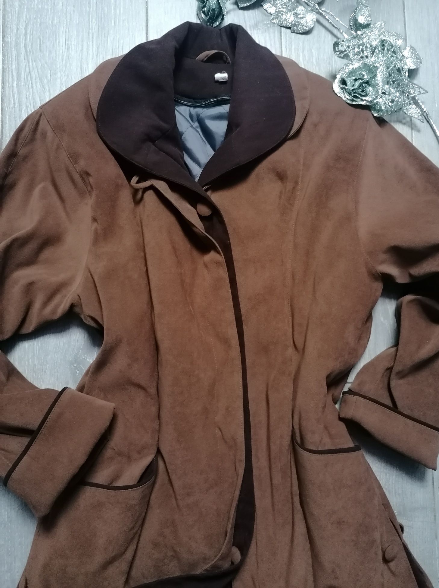 Brązowy płaszcz L/XL