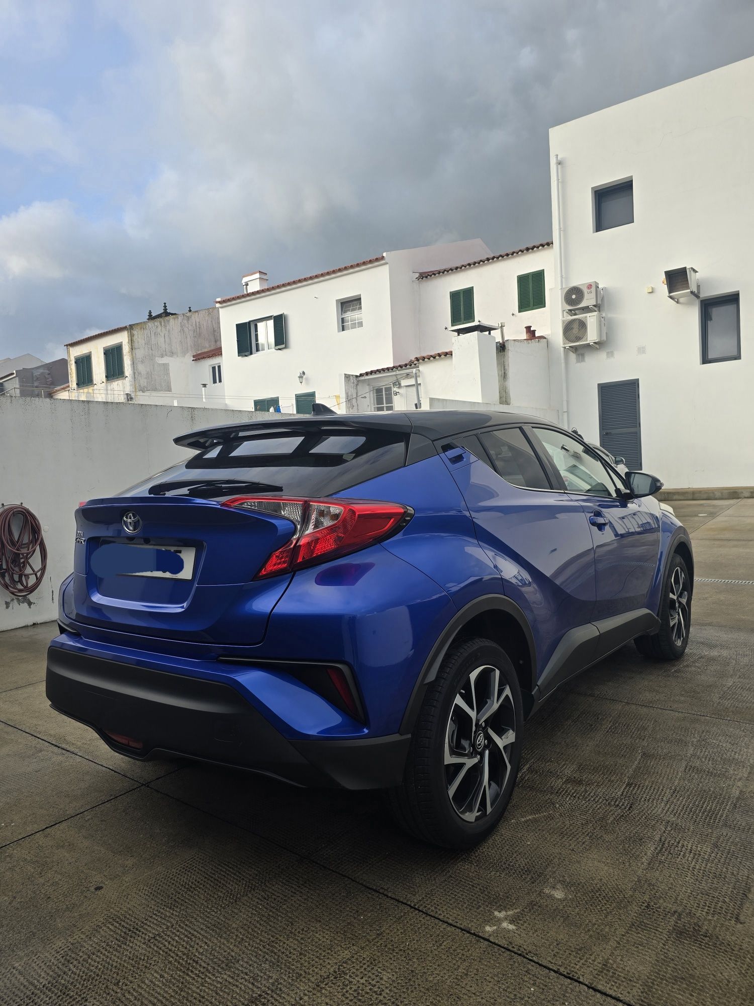 Toyota c-hr 1200 com 47 mil km