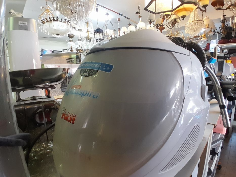 Varios aspiradores diversas marcas  25€