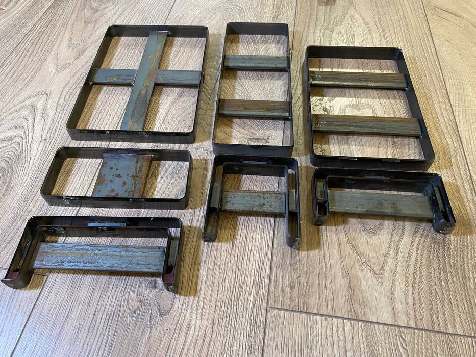 Різаки , ножі для вирубування деталей з шкіри