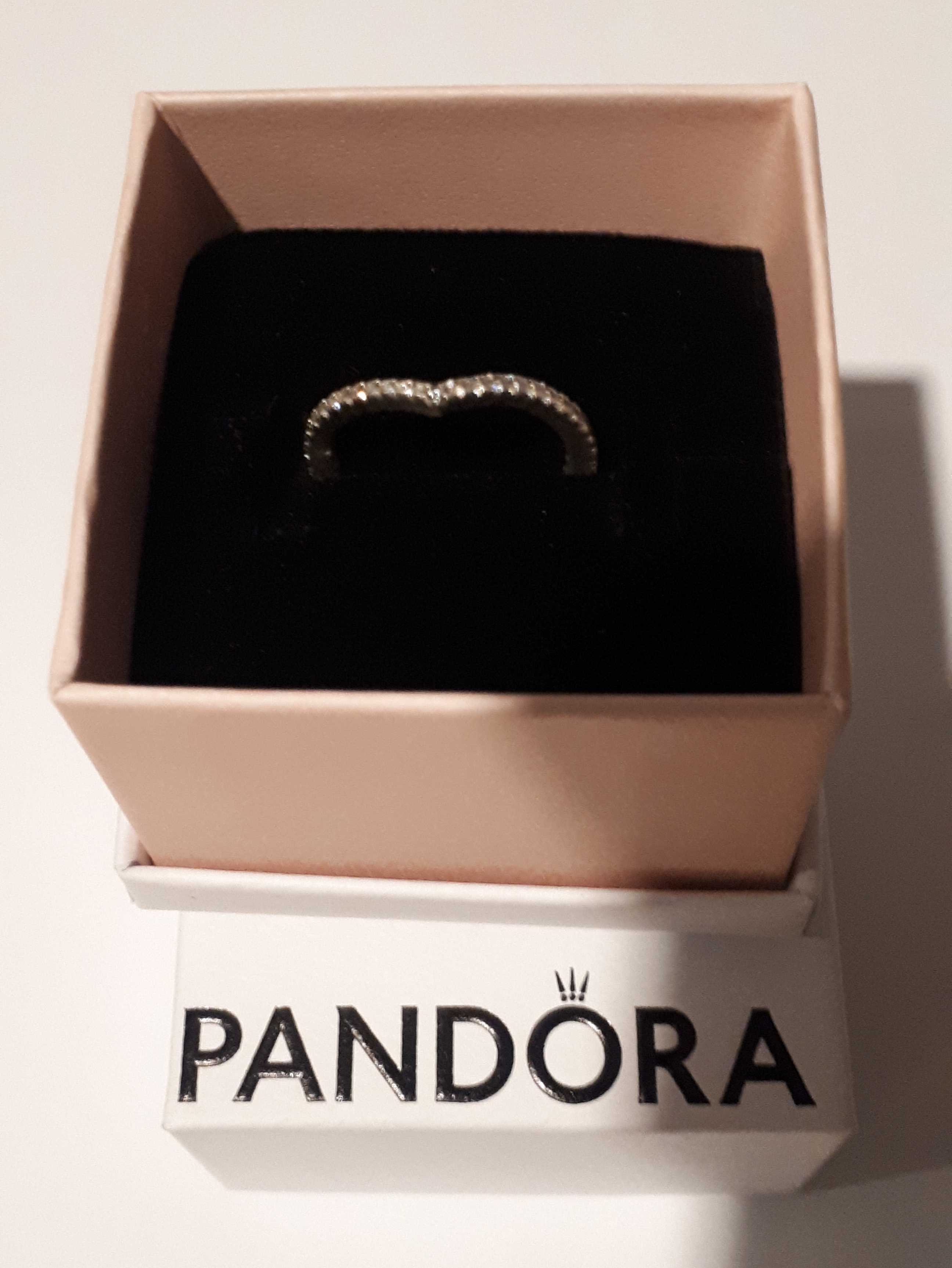Pierścionek Pandora Wishbone rozm.16