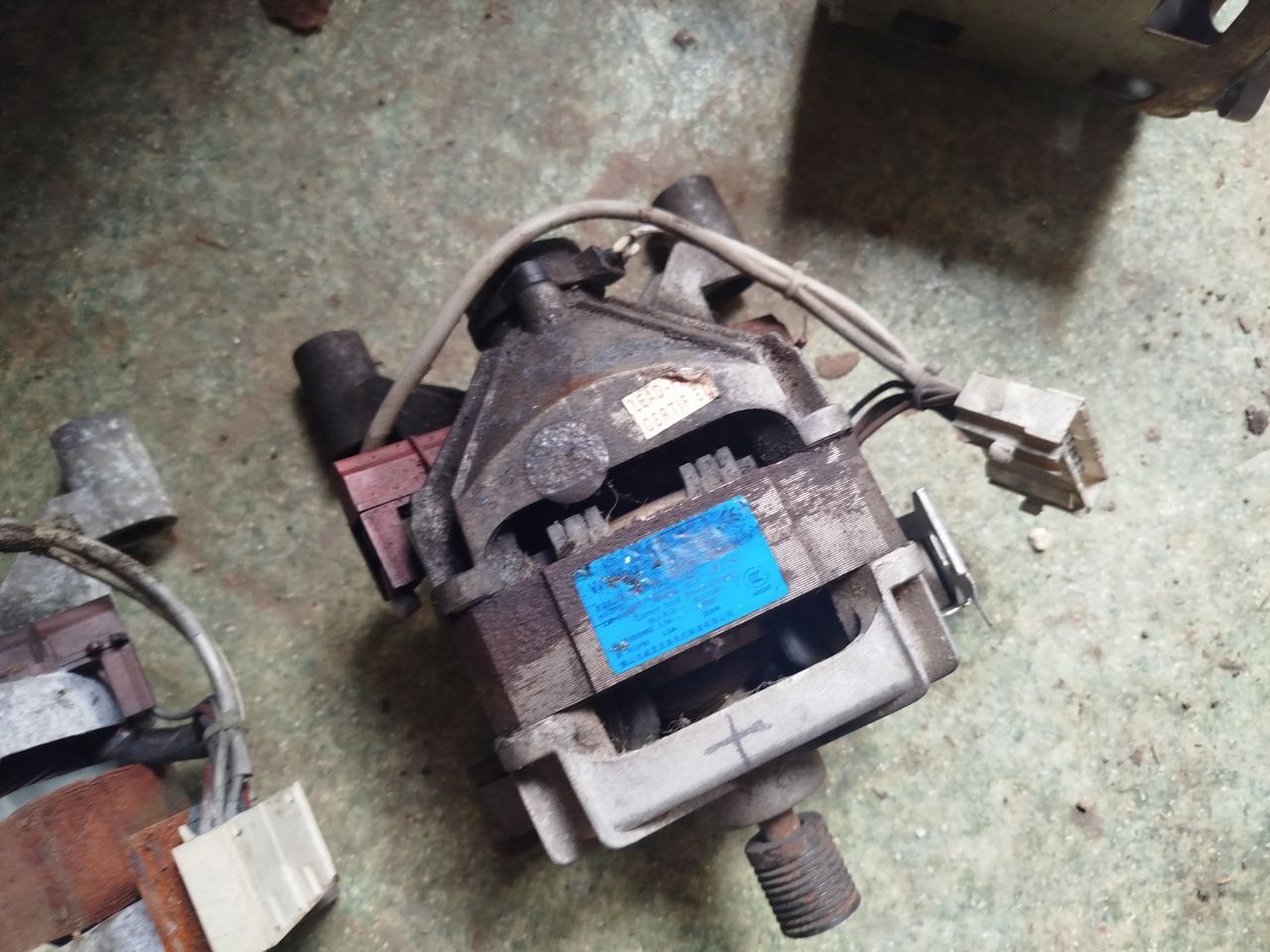 Стиралка indezit wg434tx, Samsung fuzzy s821