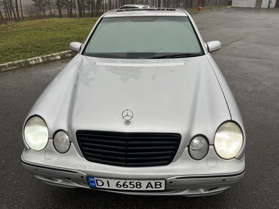 Мерседес Е320 w210