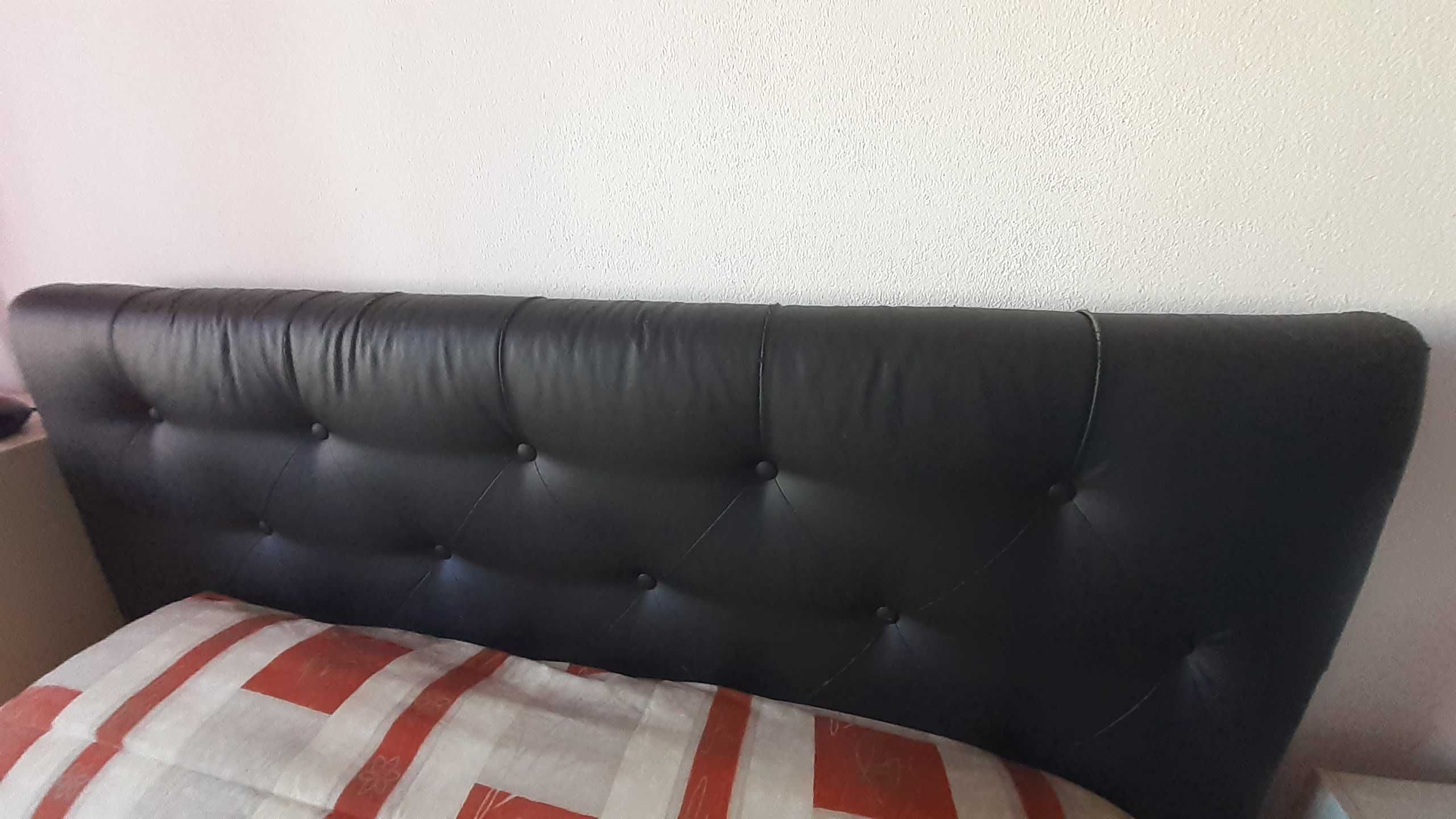 Cama de casal (usada) em bom estado c/estrado