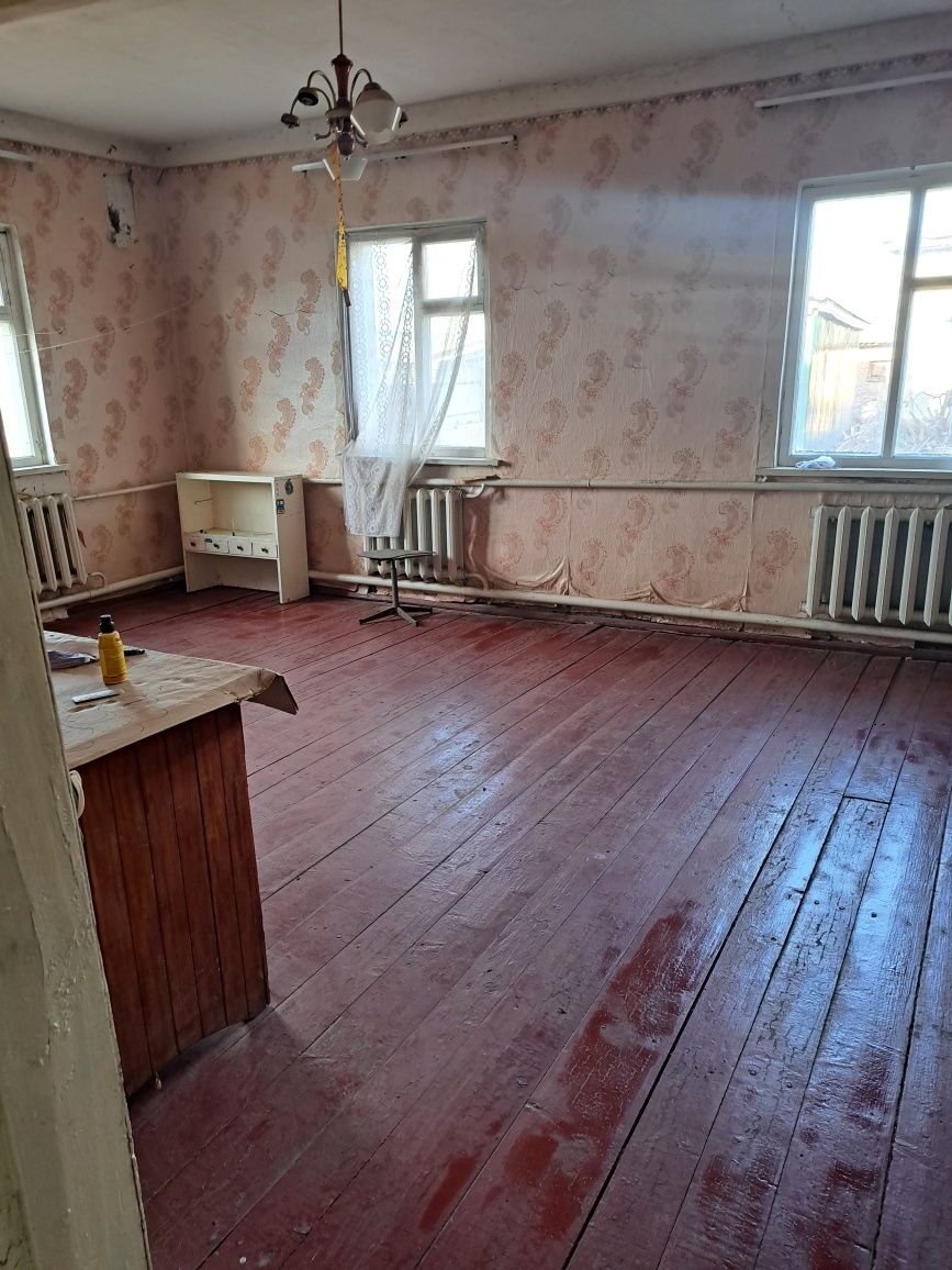 Прдаеться будинок