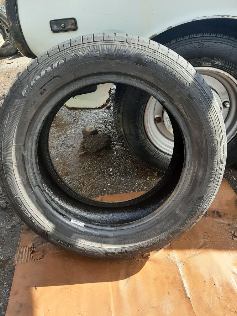 Шини літні 205/55 R16