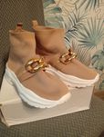 Sneakersy damske z łańcuchem 39