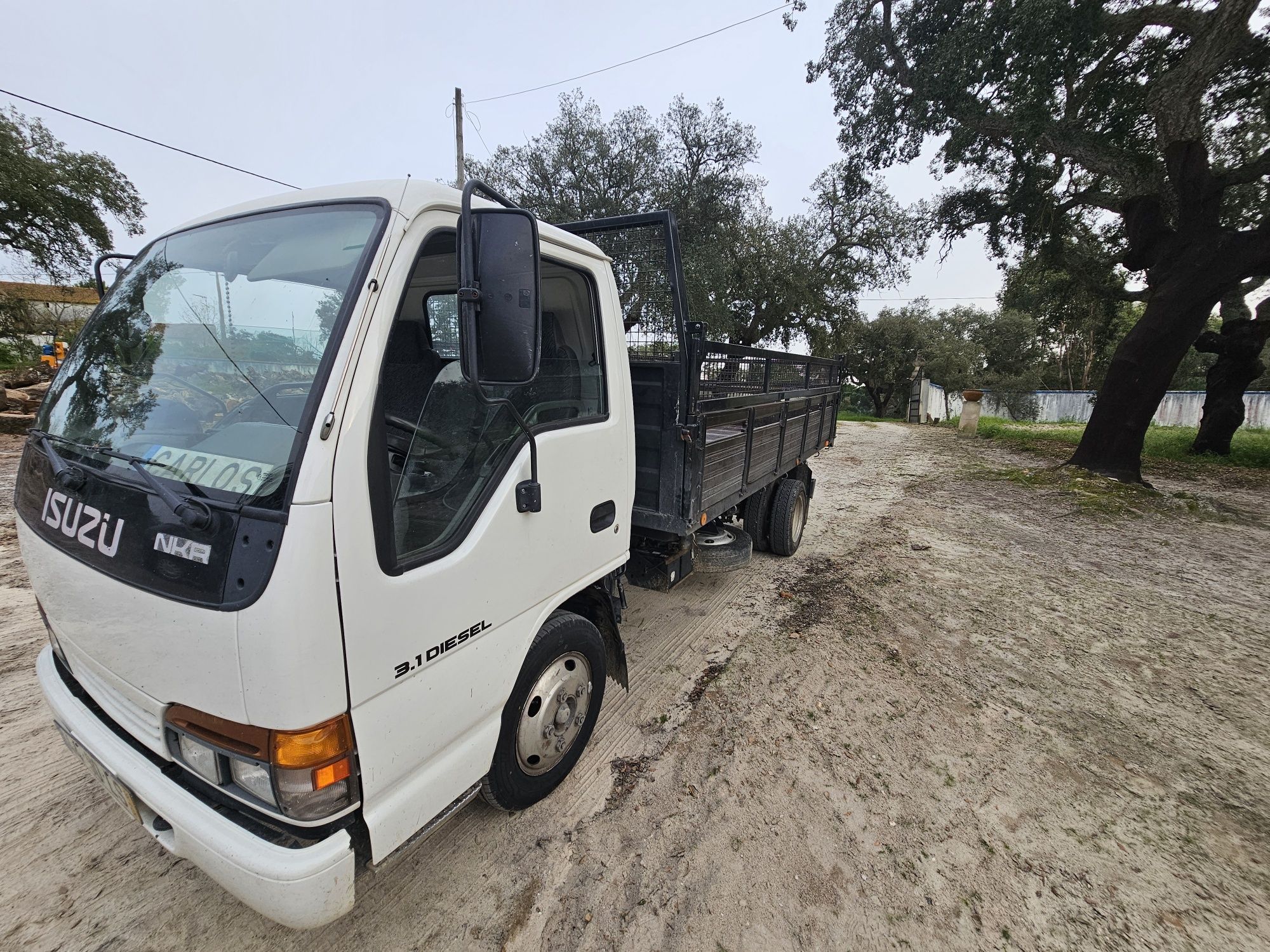 Isuzu nkr de 1998