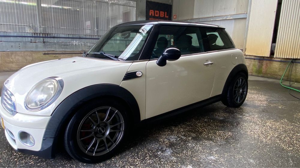 Mini cooper d 1.6 110cv