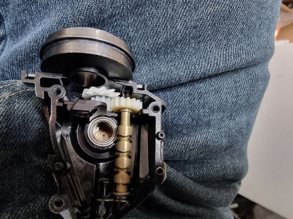 Ремонт и профилактика рыболовных катушек (Киев)