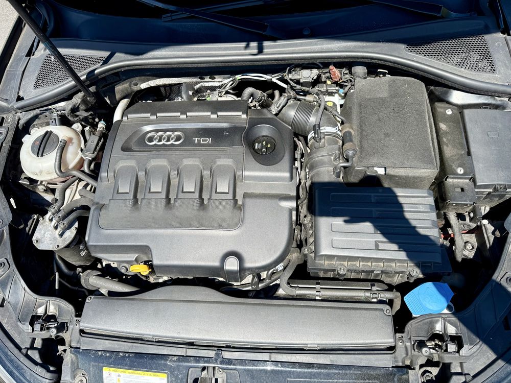 Audi A3 Sportback 2.0TDI ( Look RS3 )