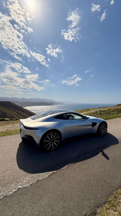 Aston Martin Vantage Aston Martin Vantage CEO Edition, bezwypadkowy