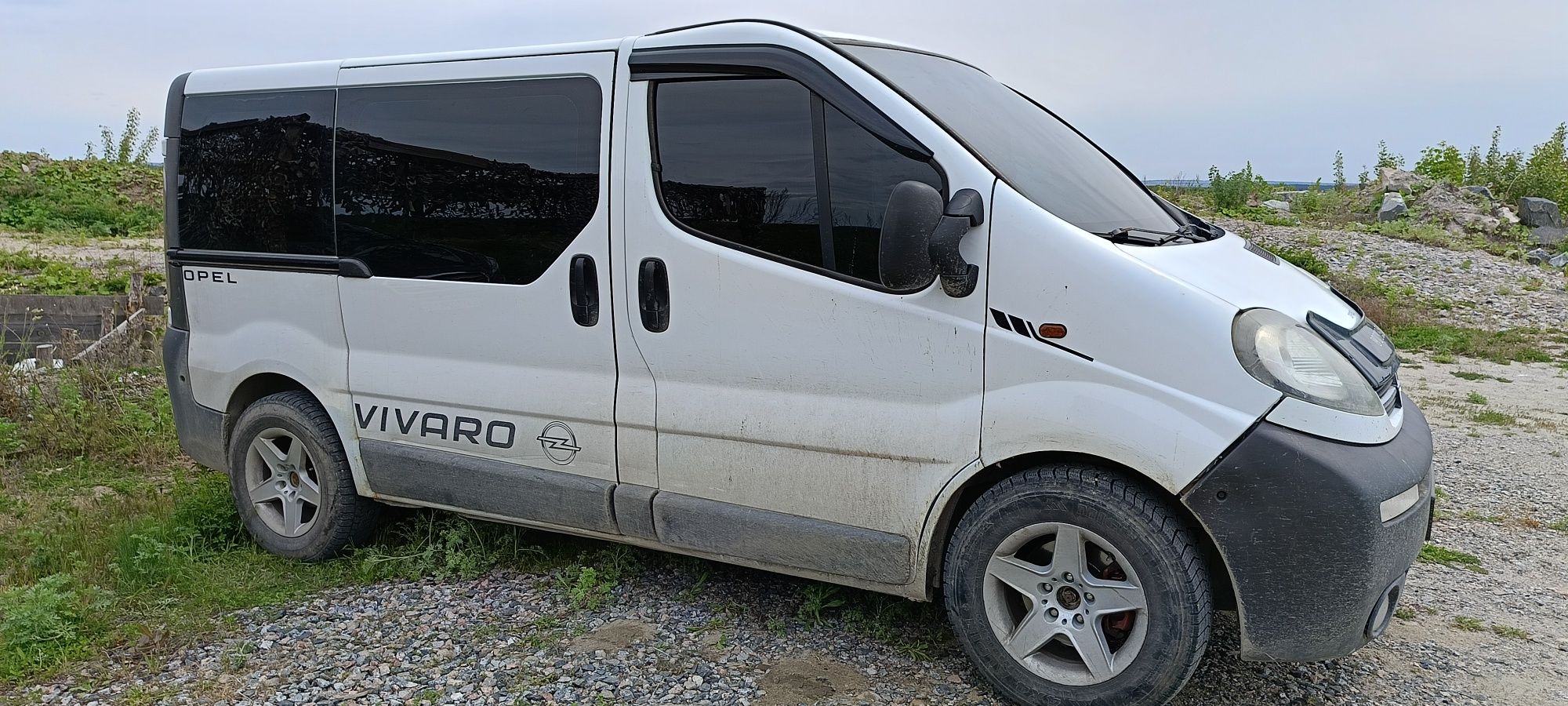 Opel vivaro 2004