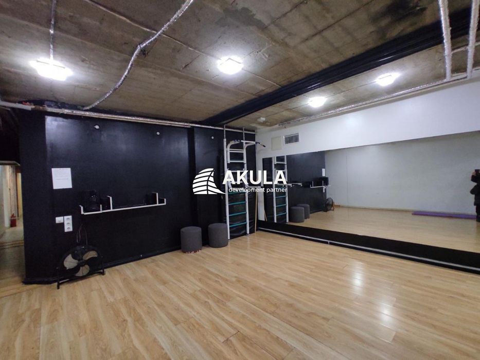 Продам Підвал, вул. Межигірська, 25, 297,1 кв.м. діючий бізнес