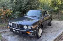 BMW 323