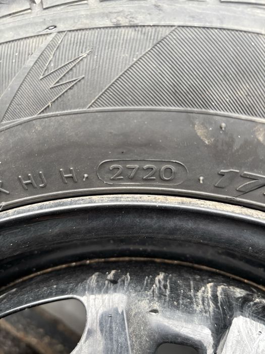 Комплект зимових шин Hankook на дисках 175/65 R14